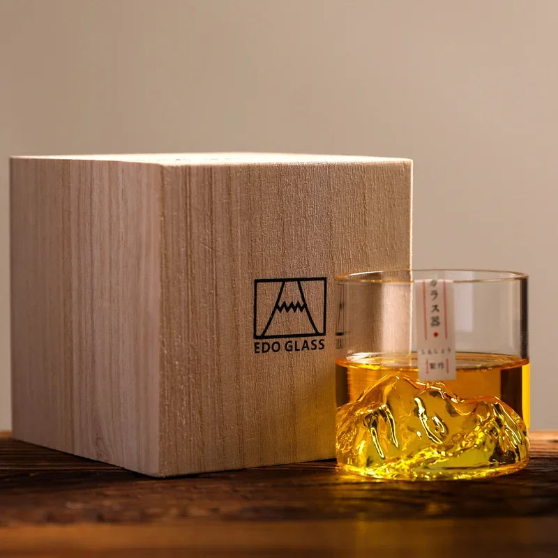 Premuim Japan mountain whisky glass